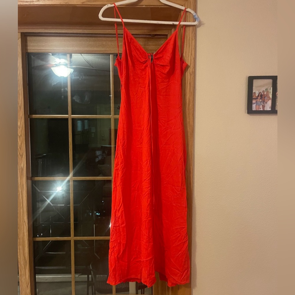 Red midi dress